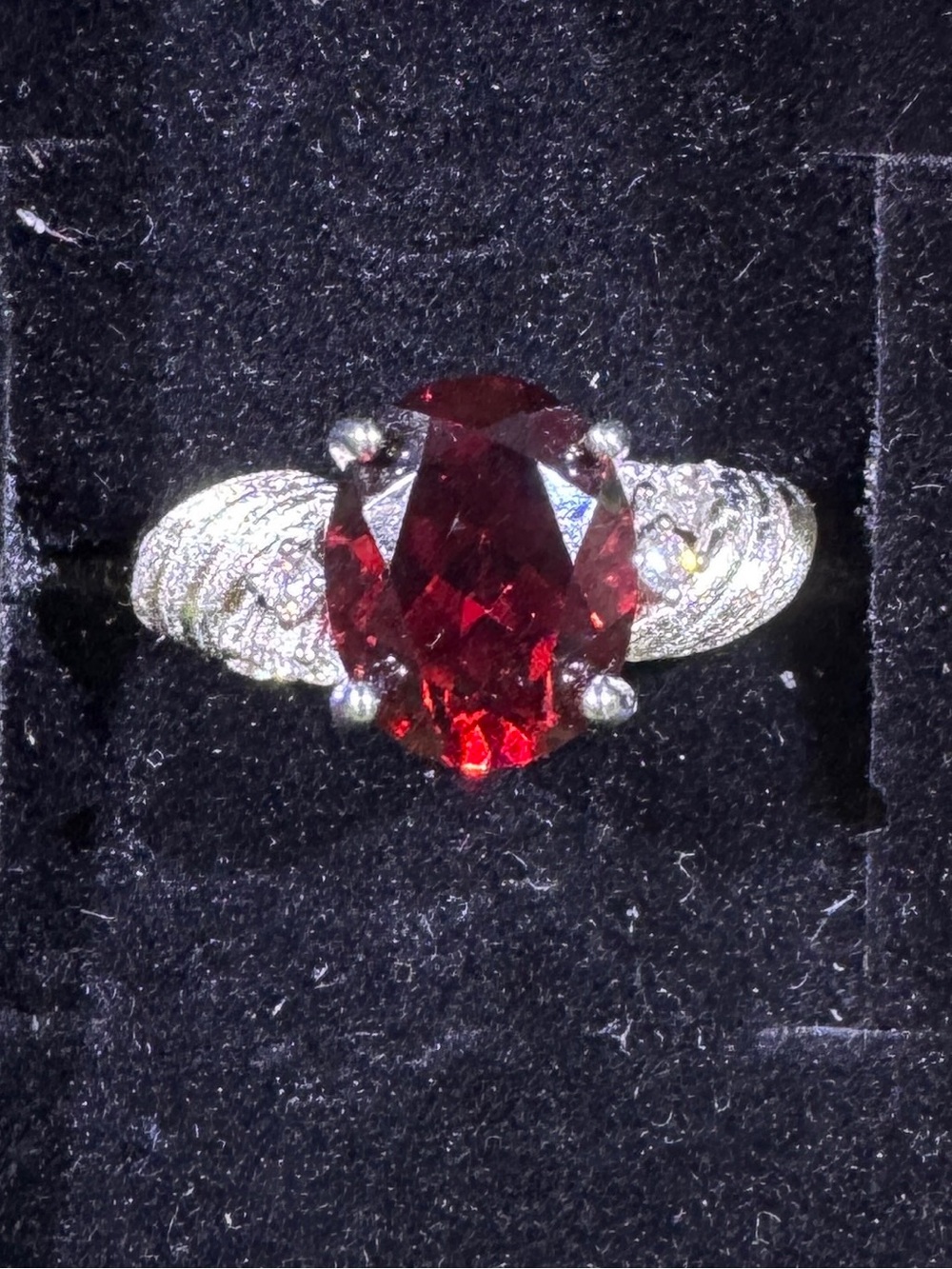 S925 Sterling Silver Luxury Style Garnet Ring Adjustable